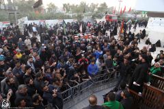 (١٠٣) الرادود الحسيني الحاج جليل الكربلائي في الموقع المركزي للمشروع التبليغي للحوزة العلمية في زيارة الأربعين