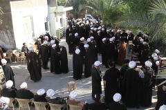 (١٠٨) المشايخ المبلّغون أثناء توجّههم إلى أماكن التبليغ في طريق يا حسين